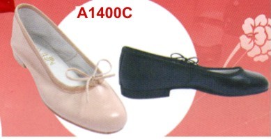 Scottish Country Pumps